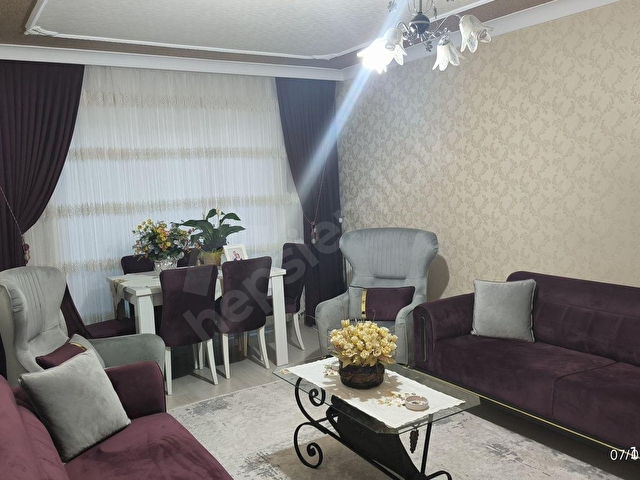 KAYA EMLAKDAN ORHAN GAZİ CADDESİNDE PARK KARŞISI 3+1 DAİRE - Görsel 13