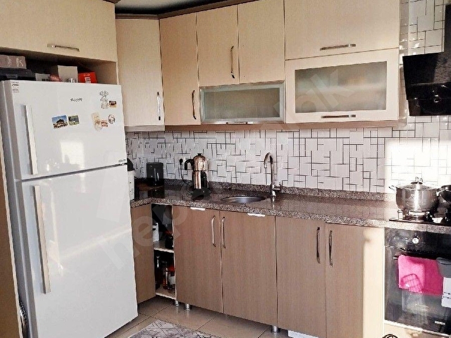 BİZİM EMLAKTAN Beydeğirmeni mahallesinde 3+1 bagimsiz mutfaklı SATILIK DAİRE - Görsel 2