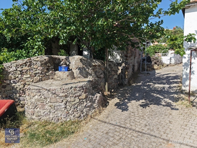 AYVALIK BULUTÇEŞME KÖYÜNDE KUYULU 130 m2 ARSALI KÖY EVİ - Görsel 8