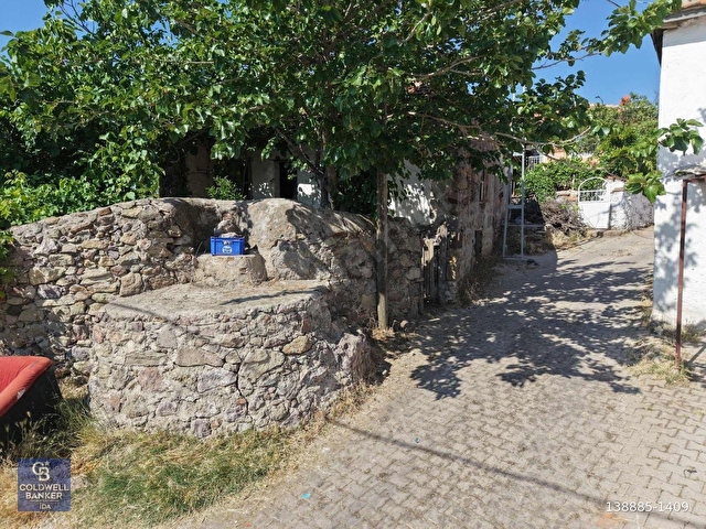 AYVALIK BULUTÇEŞME KÖYÜNDE KUYULU 130 m2 ARSALI KÖY EVİ - Görsel 16