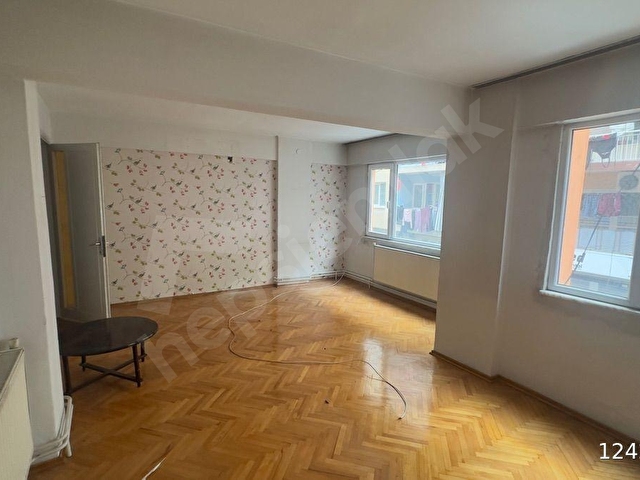 Mithatpaşa caddesi üzeri satılık 3 + 1 daire - Görsel 16