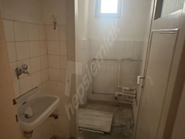 Mithatpaşa caddesi üzeri satılık 3 + 1 daire - Görsel 21