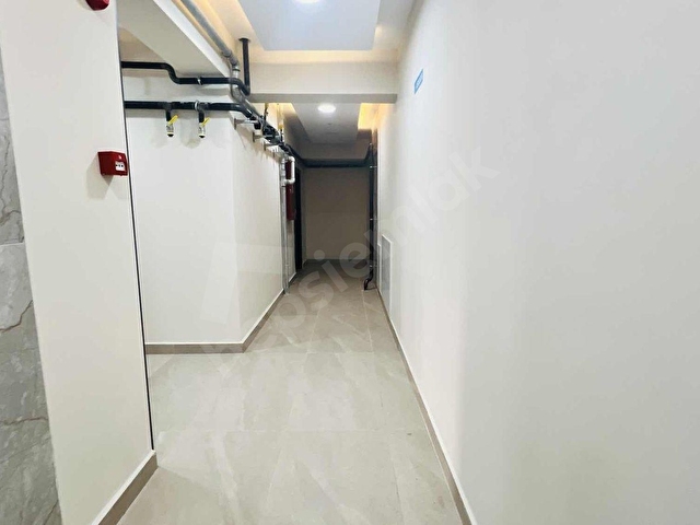 BAYRAKLININ PRESTİJLİ NOKTASINDA SIFIR 3+1 DAİRE - Görsel 18