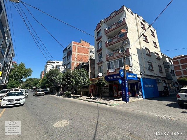 Akhisar Reşatbey Mahallesinde Satılık Dükkan