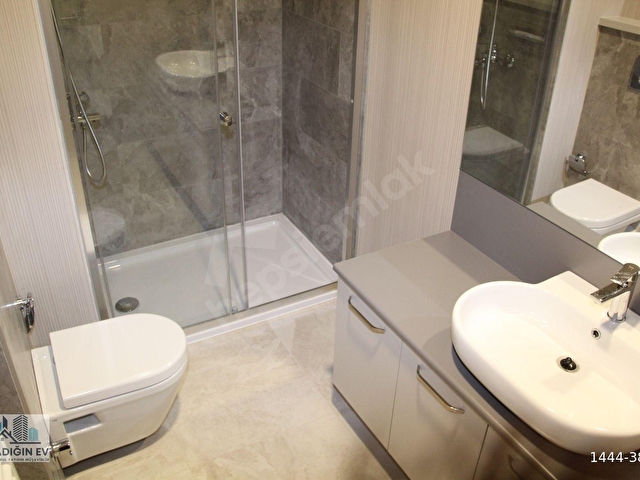 Oyak Göksupark Konutları Kiralık (Büyük cam balkonlu) 4+1 - Görsel 3
