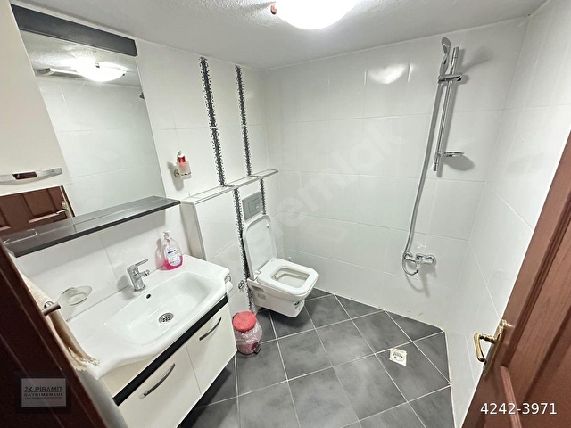 REŞATBEY’de FUZULİ CADDESİ ÜZERİNDE SATILIK 3+1 135 m2 FULL EKSTRALI LÜKS DAİRE !!! - Görsel 13