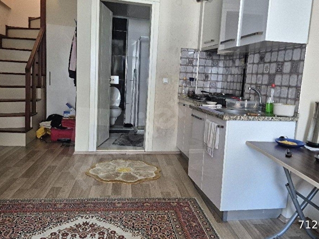 GAZİEMLAK TAN ORTA MAH KÖŞE  DOGALGAZLI  TERASLI FUL EŞYALI 1+1 60 M2 DUBLEKS DAİRE KİRALIKTIR - Görsel 6