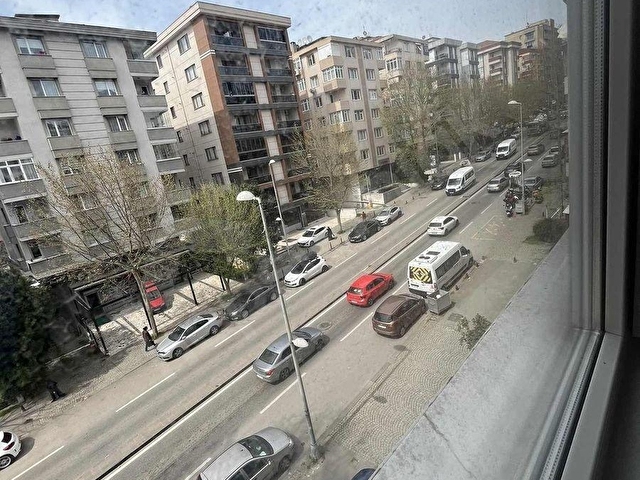 Necmettin Erbakan Caddesi Üzeri Satılık geniş 3+1 Daire - Görsel 2