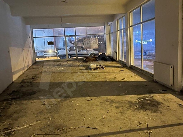 YAKACIKDA/KUZEY YILDIZI CADDE CEPHELİ, HER İŞE UYGUN, ZEMİN KAT 120 m2 DÜKKAN - Görsel 13