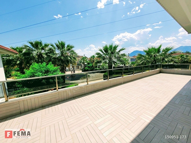 Sitede Bahçeli Havuzlu Satılık 6+1 Modern Villa | FEMA - Görsel 26