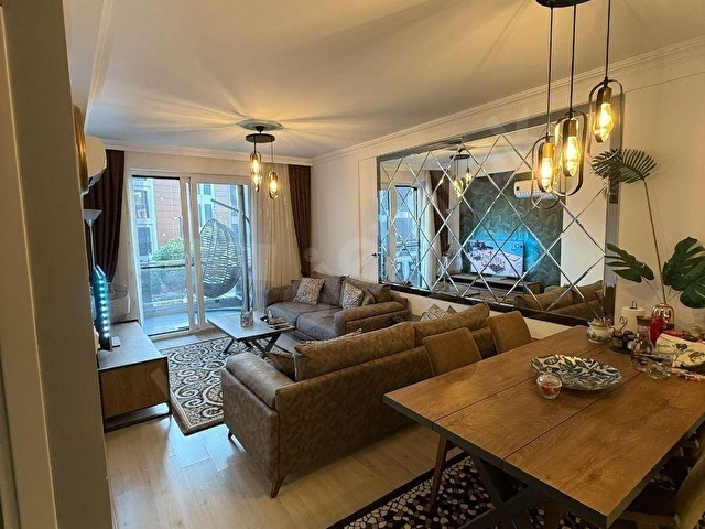 KUŞADASI SİTE İÇERİSİNDE DENİZ MANZARALI GENİŞ 1+1 SATILIK DAİRE