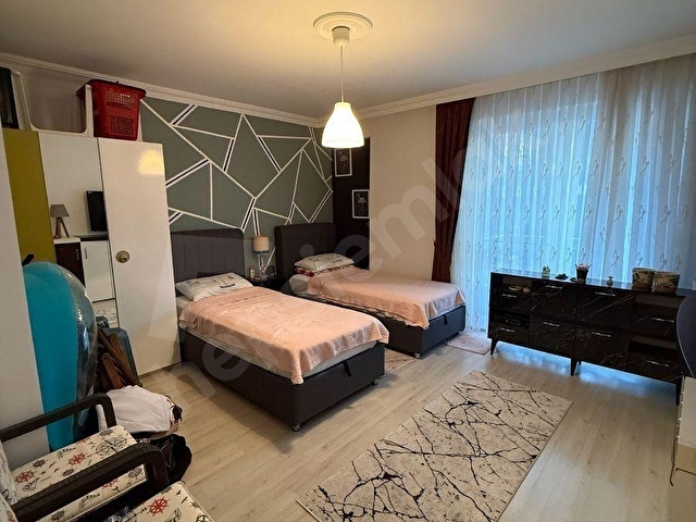 KUŞADASI SİTE İÇERİSİNDE DENİZ MANZARALI GENİŞ 1+1 SATILIK DAİRE - Görsel 8