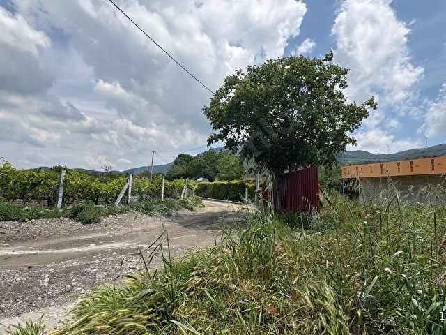 KİRAZLI KÖYÜNDE SATILIK 875 m2 HİSSELİ TARLA - Görsel 8