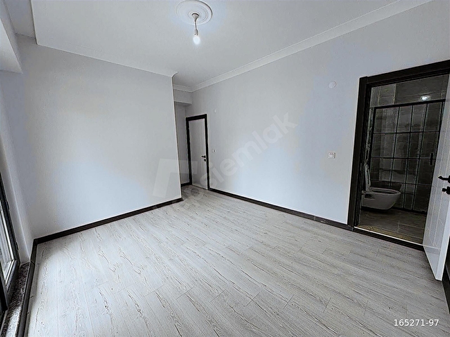LUXORA BAŞİSKELE FATİHDE SATILIK 2+1 120M² BAHÇE DUBLEKS - Görsel 23
