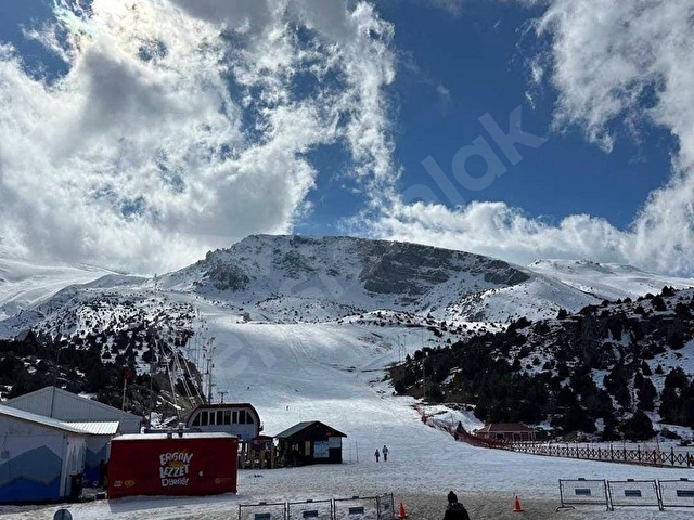 Erzincan Yaylabaşına 1 km Mesafede Yola 48 m Cepheli 4062 m2 Satılık Sulu Tarla - Görsel 22