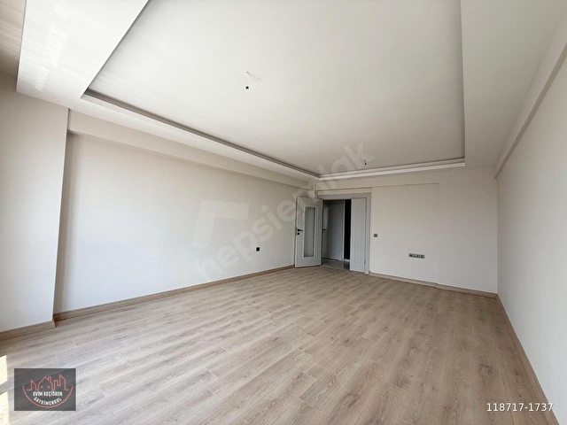 HEM LOKASYON HEM KONFOR! METRO YAKINI MANZARALI 3+1 SİTE DAİRESİ - Görsel 4