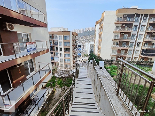 Bayraklı Yamanlar Zerrin Hanım Sitesinde 3+1 Satılık Daire - Görsel 2