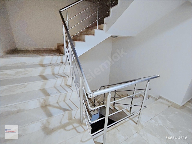 Bayraklı Yamanlar Zerrin Hanım Sitesinde 3+1 Satılık Daire - Görsel 4