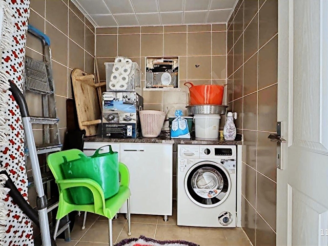 MAHMUTLARDA SATILIK 4+2 AYRI MUTFAK FULL EŞYALI DAİRE - Görsel 13