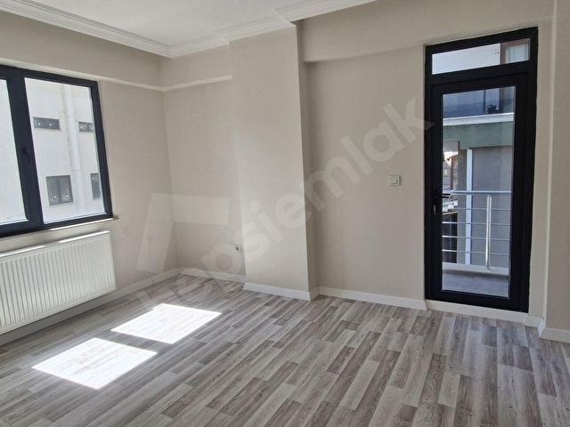 TUĞRA EMLAKTAN EŞSİZ DENİZ MANZARASINA SAHİP 3+1 DAİRE - Görsel 6
