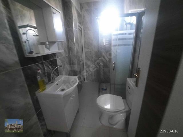 KELEPİR İSKANLI 1+1 AMERİKAN MUTFAKLI 5E METROYA YÜRÜME DAİRE - Görsel 3
