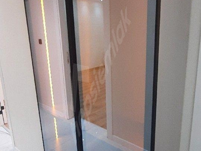 KOLEJ OFİS GAY.ÖNDE-ARKADA BAHÇESİ OLAN SATILIK ULTRA LÜX YÜKSEK GİRİŞ DAİRE - Görsel 21