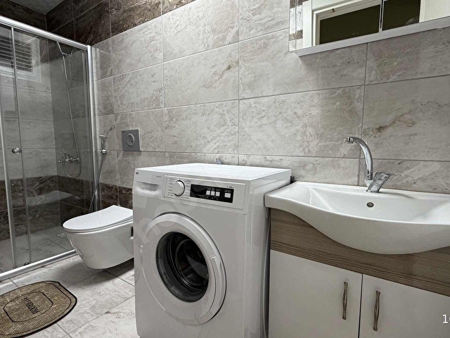 SATILIK |TRAMVAY 1 SOK. SAHİL 5 DK. EŞYALI 55 m² ÇİFT BALKON 1+1 - Görsel 18