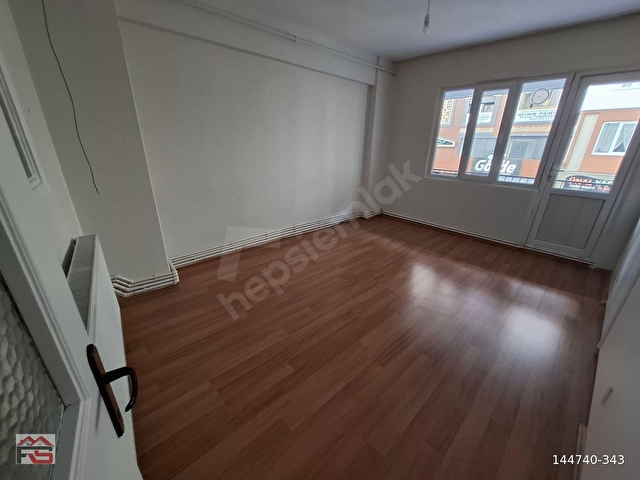 AKHİSAR RAGIPBEY FAHRİ SERTEL EMLAKTAN KİRALIK 3+1 DAİRE