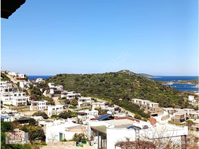 Bodrumda Satılık Deniz Manzaralı, Bahçeli ve Özel Plajlı Villa - Görsel 3
