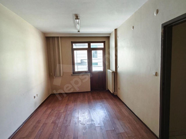 BEYCANOĞLU PLAZADA MERKEZİ LOKASYONDA KİRALIK 3+1 BÜRO/OFİS - Görsel 21