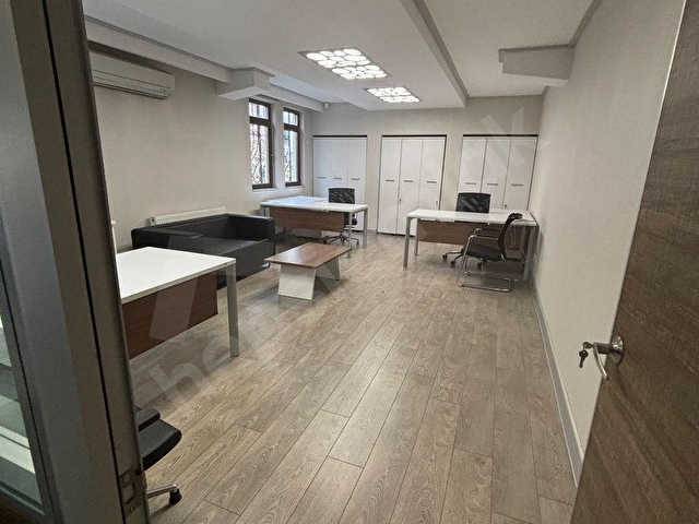 ÇETİNEMEÇE YAKIN AŞAĞI ÖVEÇLERDE 1.KAT.ÖN.2+1+SEKRETARYA İÇİ LÜX YAPILI LÜX EŞİYALI KİRALIK OFİS