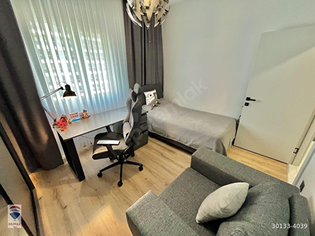 KARTAL HÜRRİYET MAHALLESİ HAVUZLU OTOPARKLI SİTEDE SATILIK 3+1 DAİRE - Görsel 11