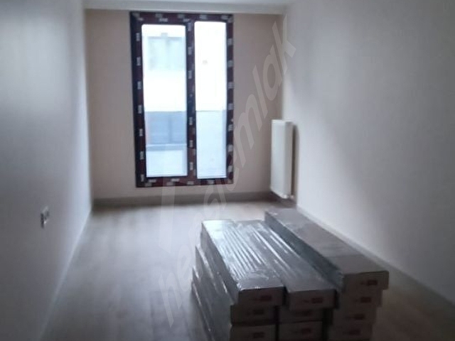 BAHÇELİEVLER MERKEZ MAHALLESİNDE GENİŞ 3+1 ARAKAT DAİRE - Görsel 26