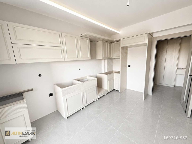 ALTIN EMLAK // YILDIRIM BEYAZITTA SATILIK 2,5+1 SIFIR DAİRE