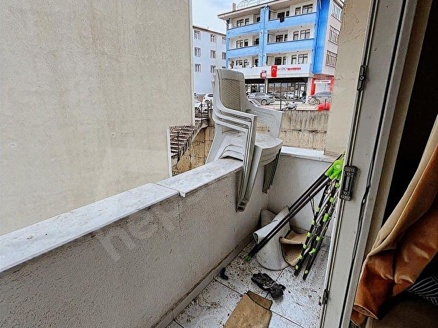 ELİT EMLAKTAN 100.YILDA MERKEZDE SATILIK 2+1 DAİRE - Görsel 12