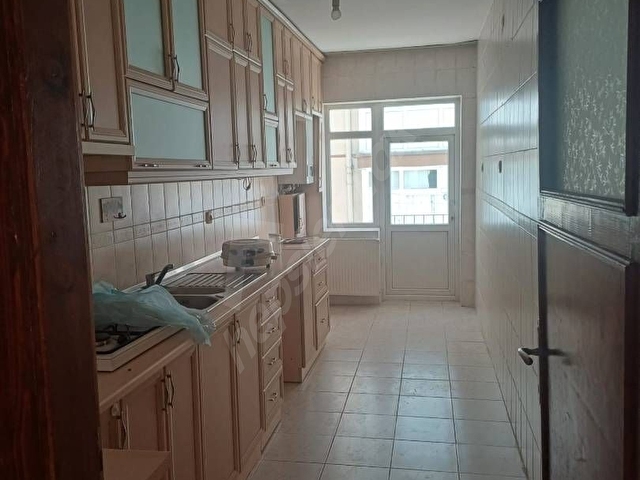 19 MAYIS MAH CADDE ÜZERİ POSTANE DURAĞI 3+1 KİRALIK SAHİBİNDEN - Görsel 4