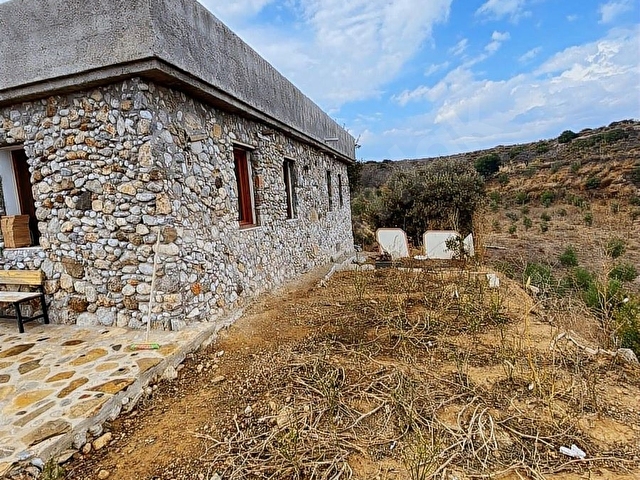 REŞADİYE MAHALLESİNDE BAKIMLI ÇİFTLİK ARAZİSİ VE ÇİFTLİK EVİ - Görsel 4