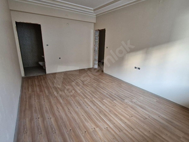 SOYLUDAN DİKMEN CADDESİ YAKINI 6+1 300M2 ASANSÖRLÜ AÇIK-KAPALI OTOPARKLITERASLI DUBLEKS SATILIK - Görsel 23