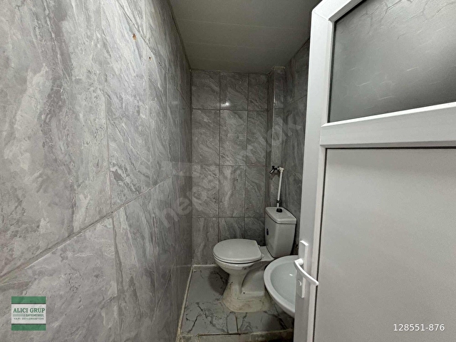 STADYUM CİVARINDA 50 METREKARE ÖN ALANLI DARABALI KİRALIK İŞYERİ - Görsel 7