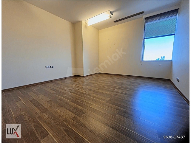 Maslak Prestijli Plazada 1100m2 Dekorasyonlu Kiralık Ofis / LUX - Görsel 22
