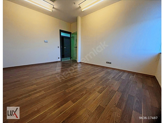 Maslak Prestijli Plazada 1100m2 Dekorasyonlu Kiralık Ofis / LUX - Görsel 23