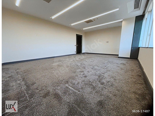 Maslak Prestijli Plazada 1100m2 Dekorasyonlu Kiralık Ofis / LUX - Görsel 12