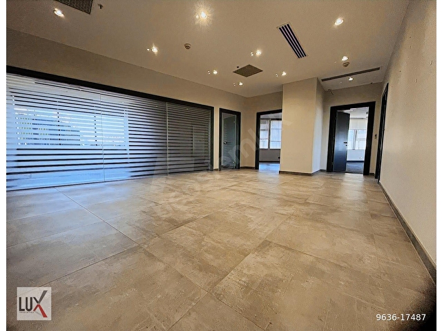 Maslak Prestijli Plazada 1100m2 Dekorasyonlu Kiralık Ofis / LUX - Görsel 6