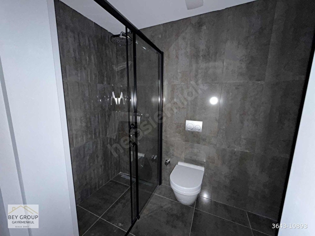 Bahçeşehir Alya Bahçe Sitesinde Satılık Köşe Ön Cephe 4+1 Villa - Görsel 16