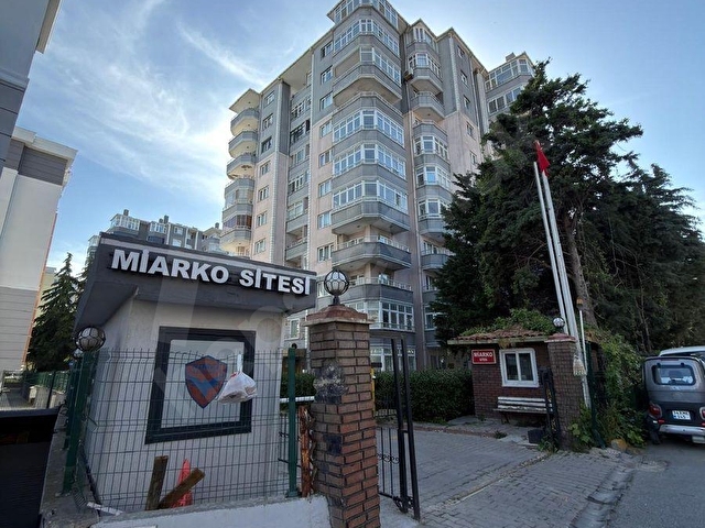 E5e YAKIN HAVUZLU SİTEDE GENİŞ BAKIMLI 2+1 DAİRE - Görsel 30