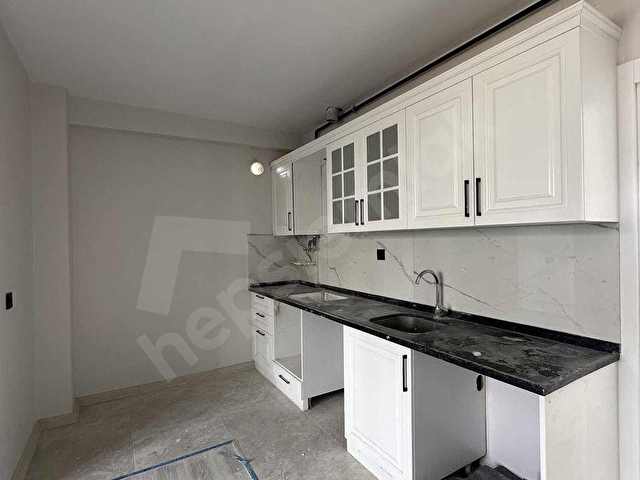 MÜCEVHER GAYRİMENKUL YANIK PETROL CİVARI SATILIK 2+0 DAİRE - Görsel 2