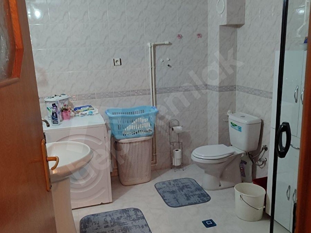 İZMİR KEMALPAŞA MERKEZİNDE ACİL SATILIK 3+1 DOĞALGAZLI DAİRE - Görsel 12