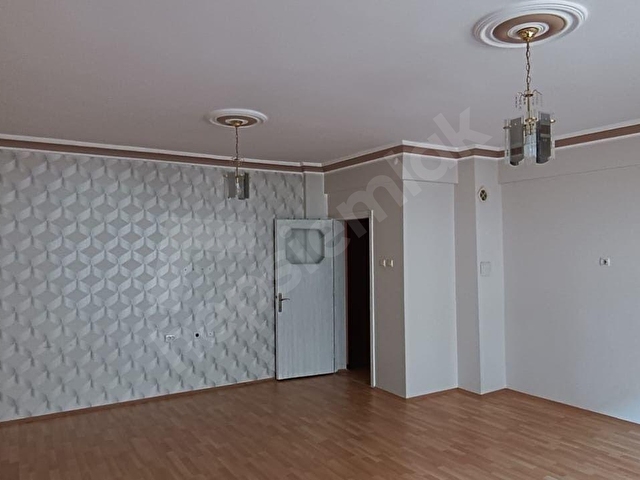 DÜNYA GÖZ HASTANESİ YANI 3+1 ARAKAT GENİŞ BAKIMLI MERKEZİ ISINMALI SATILIK DAİRE - Görsel 8