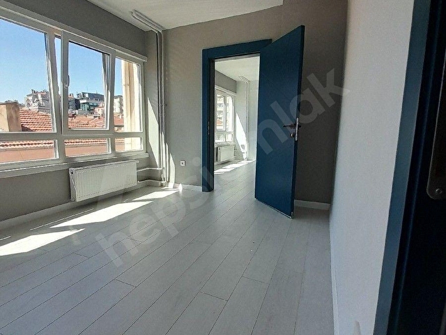 KIZILAY MEŞRUTİYET TE 1+1 KLİMALI ÖZEL WC.MÜKEMMEL BÜRO - Görsel 10