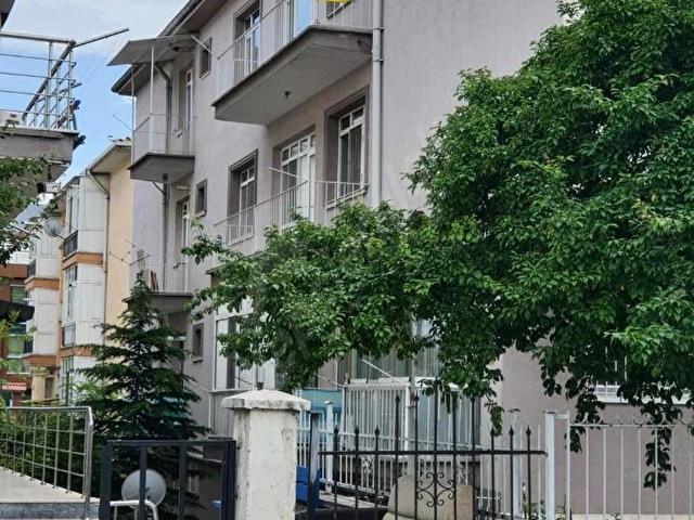 SAHİBİNDEN Ankaranın Göbeği Emniyet Mah. Polatlı Caddesinde Satılık Daire 2+1 3.Kat Kiracısız - Görsel 4